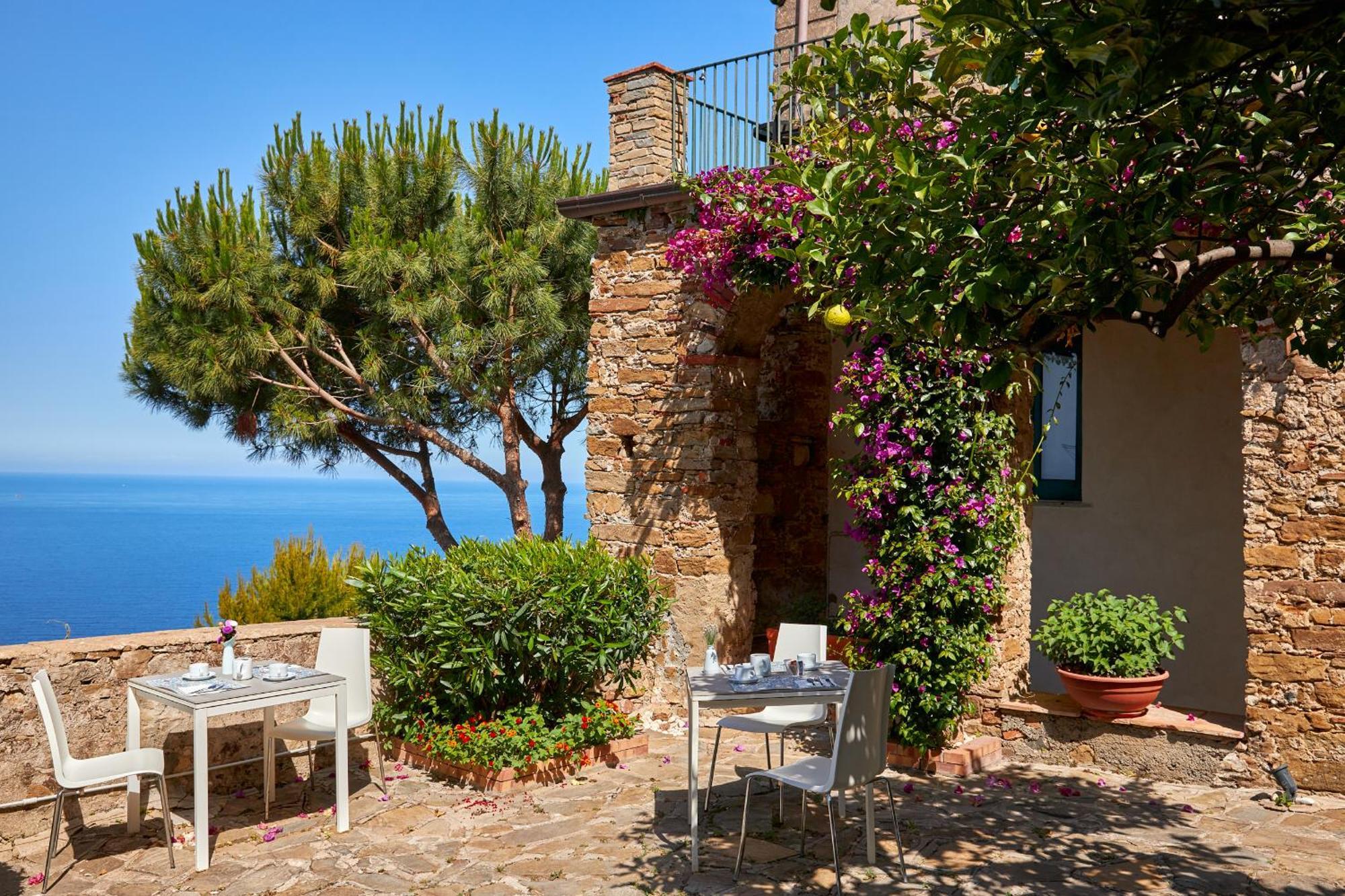 Residenza D'Epoca Tamara Lejlighedshotel Castellabate Eksteriør billede