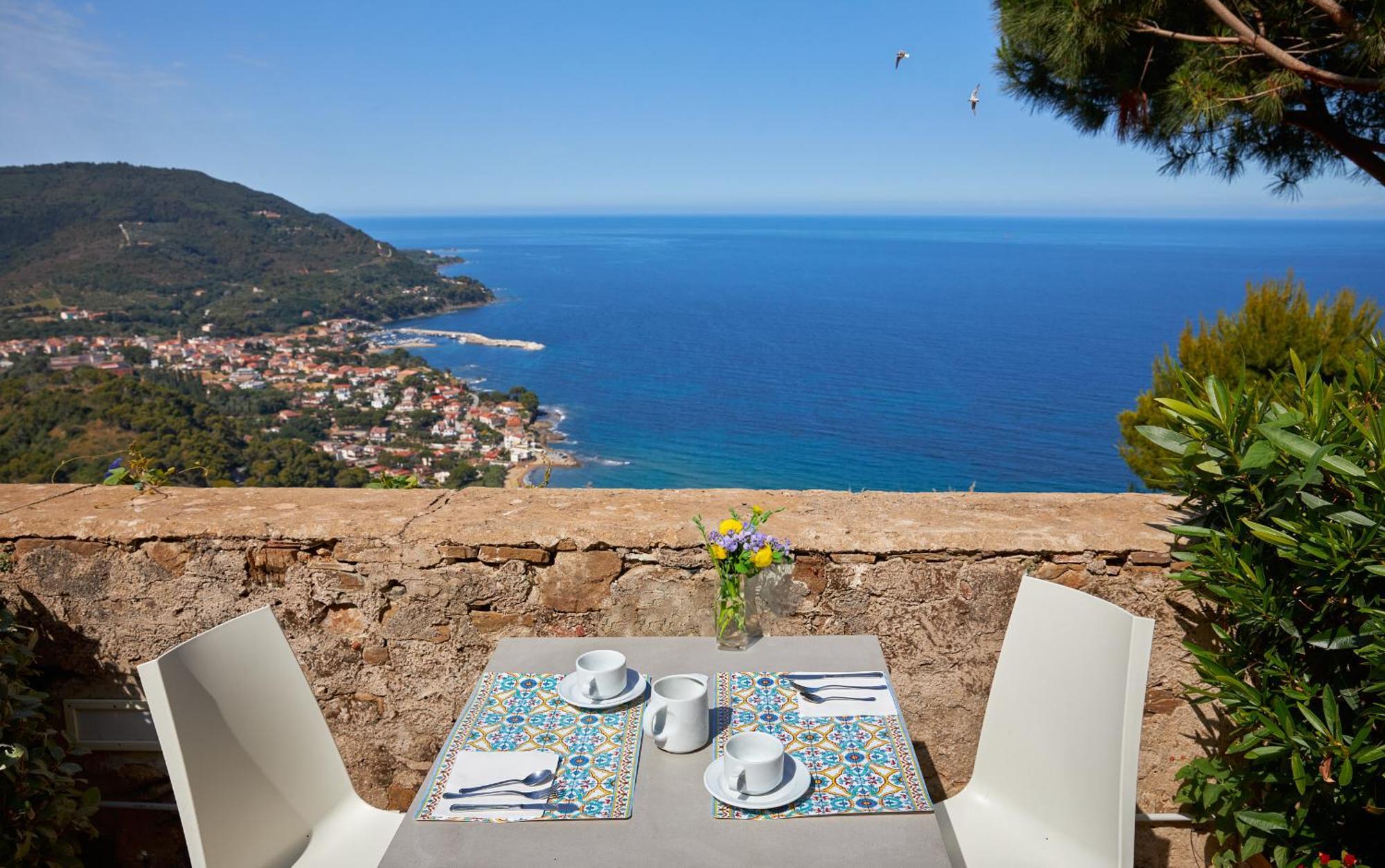 Residenza D'Epoca Tamara Lejlighedshotel Castellabate Eksteriør billede