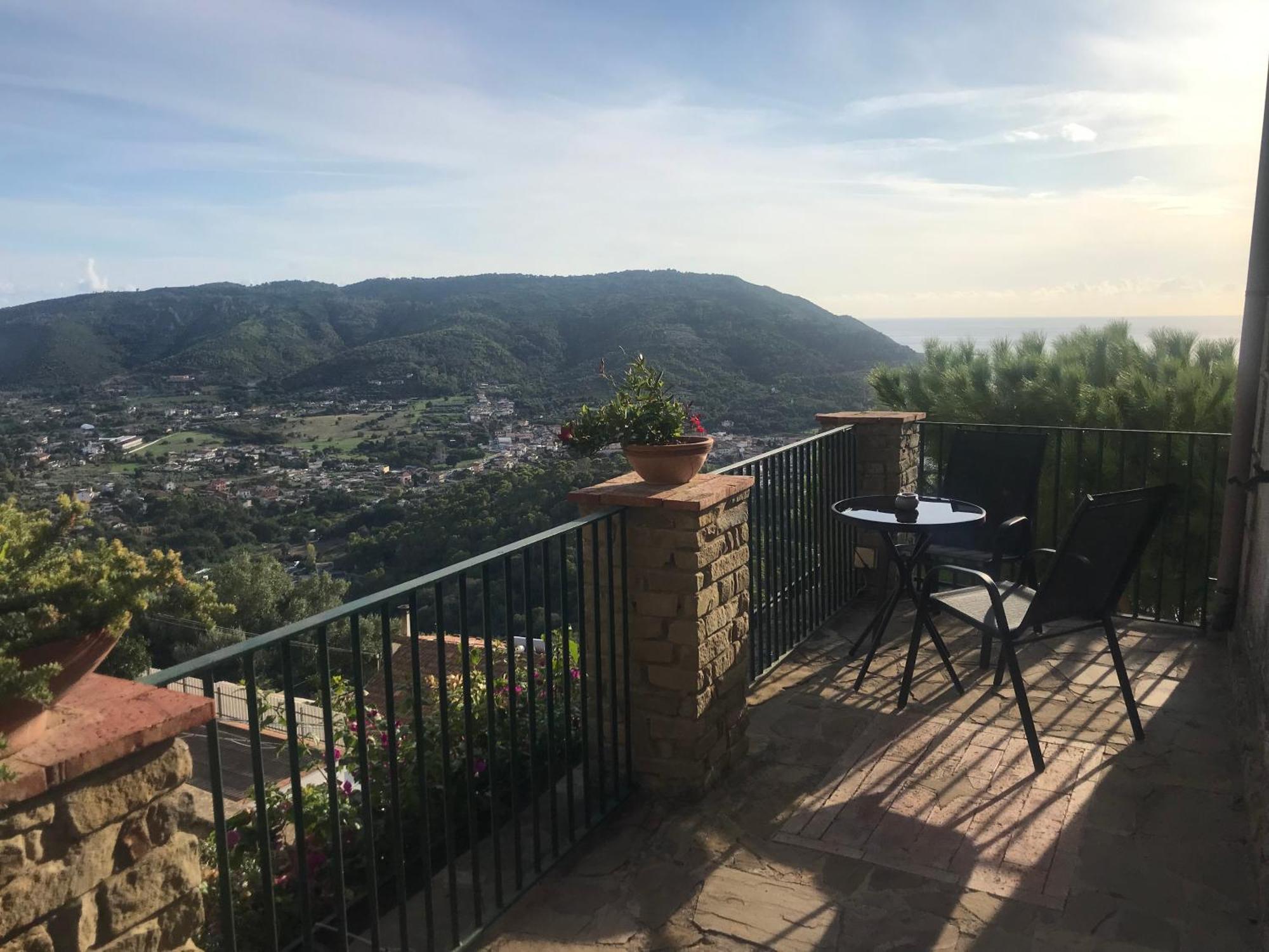 Residenza D'Epoca Tamara Lejlighedshotel Castellabate Eksteriør billede
