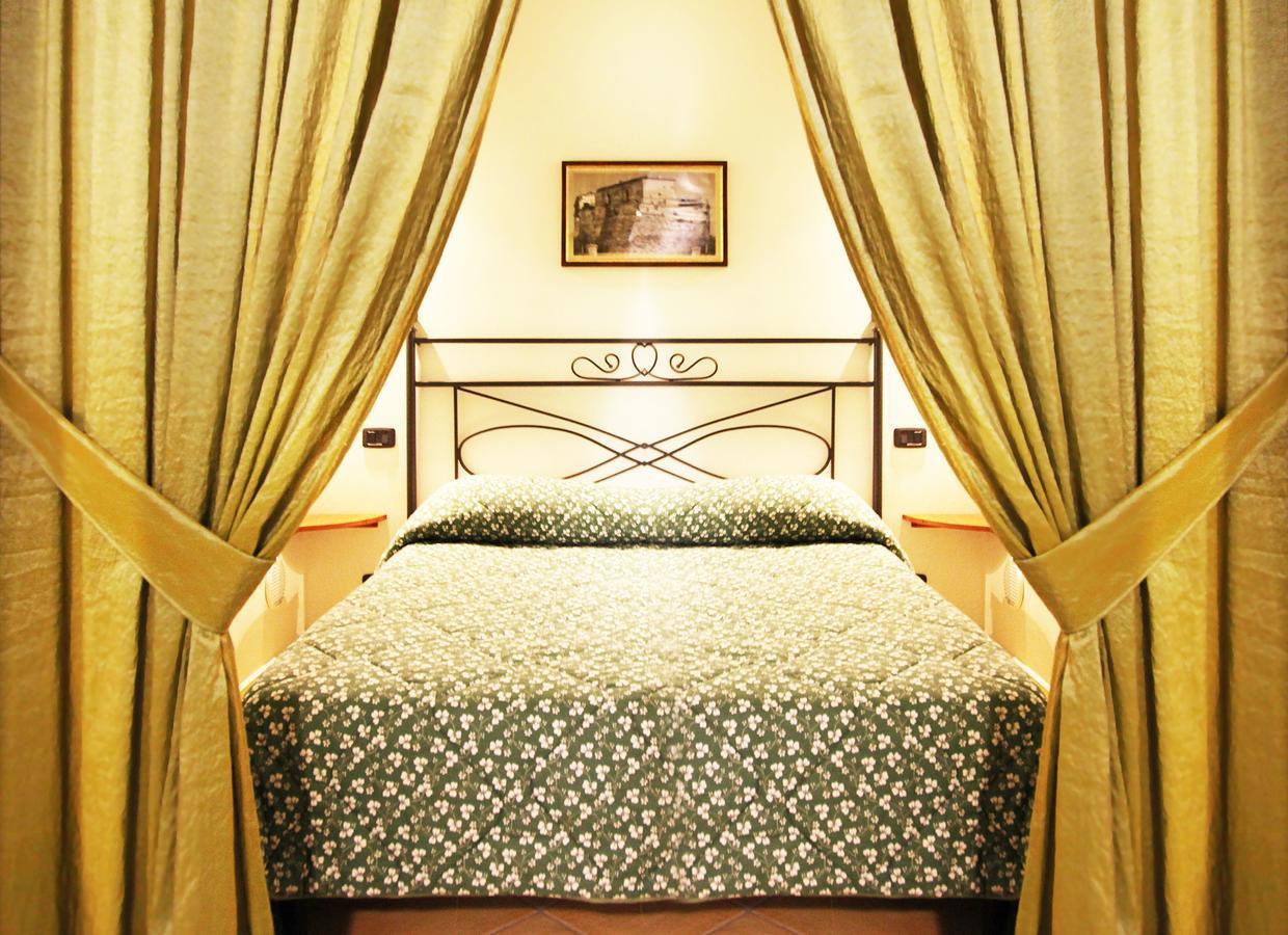 Residenza D'Epoca Tamara Lejlighedshotel Castellabate Eksteriør billede